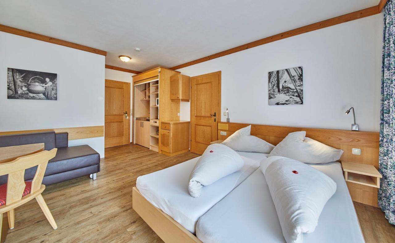 Apart-Hotel Forellenhof Saalbach-Hinterglemm Exterior photo